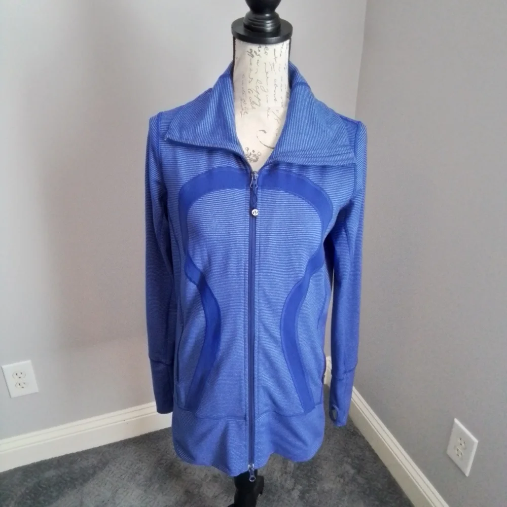 Lululemon Athletica Pigment Blue/Purple Tonka Stripe In Stride Jacket - 8 - Picture 7 of 14